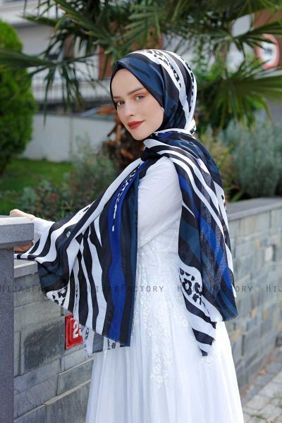 Emel - Marineblå & Hvit Mønstret Hijab - Sal Evi