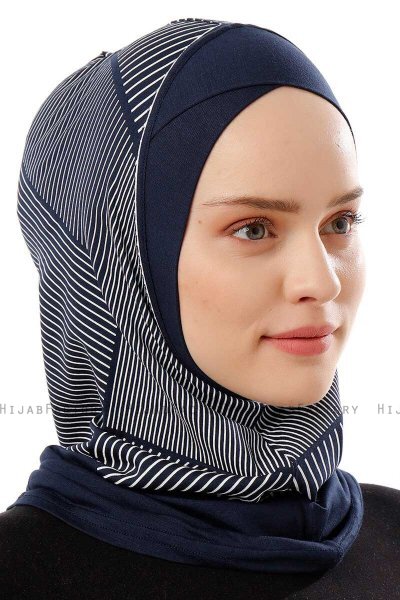 Wind Cross - Marineblå One-Piece Al Amira Hijab