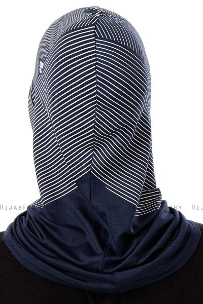 Wind Cross - Marineblå One-Piece Al Amira Hijab