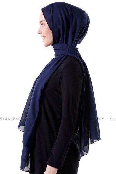 Hadise - Mørk Marineblå Chiffon Hijab