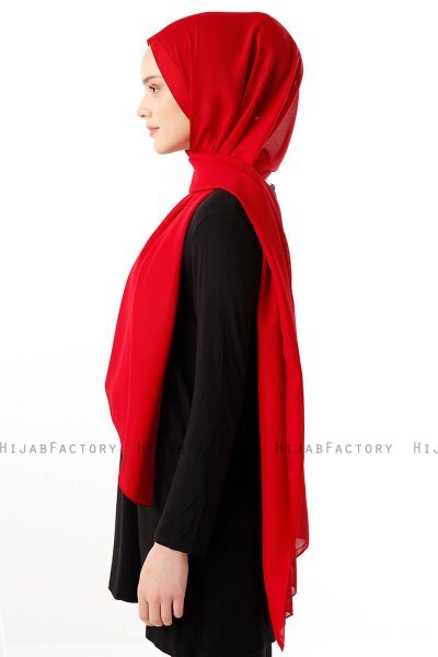 Hadise - Rød Chiffon Hijab