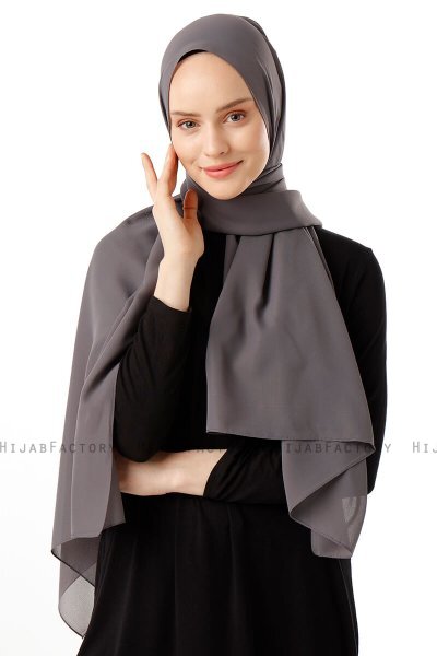 Hadise - Antrasitt Chiffon Hijab