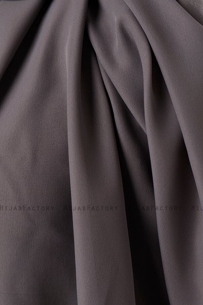 Hadise - Antrasitt Chiffon Hijab