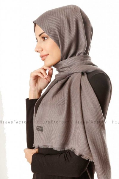 Caria - Taupe Hijab - Madame Polo