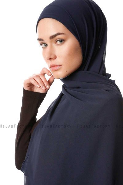 Derya - Mørk Marineblå Praktisk Chiffon Hijab