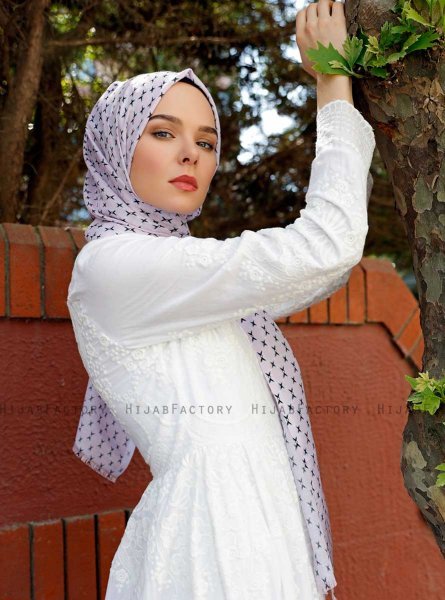Radeyah - Rosa Mønstret Hijab - Sal Evi