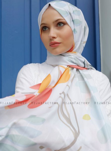 Yumna - Hvit Mønstret Hijab