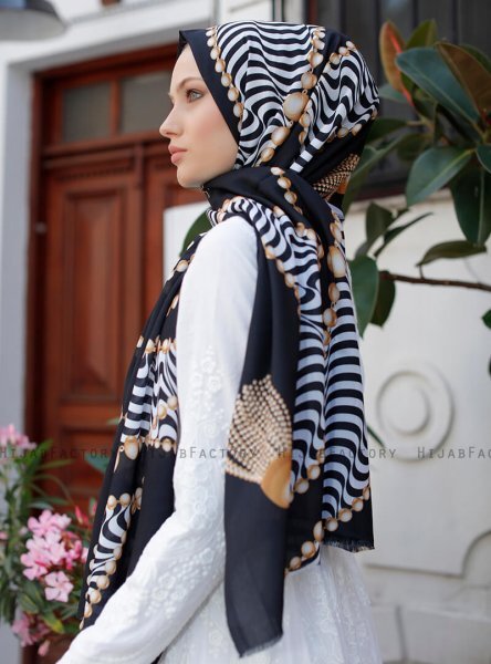 Yumna - Mørk Marineblå Mønstret Hijab