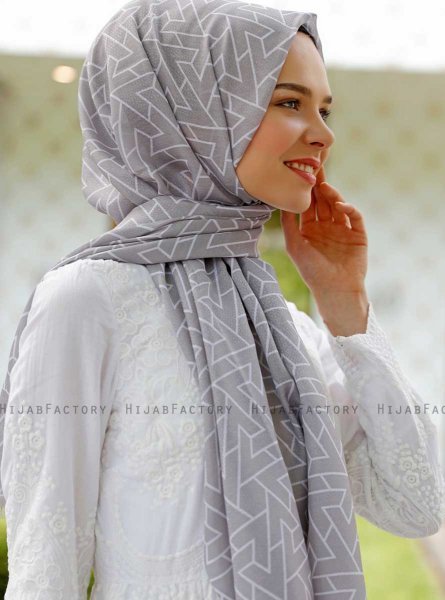 Tharaa - Sølv Mønstret Hijab - Sal Evi