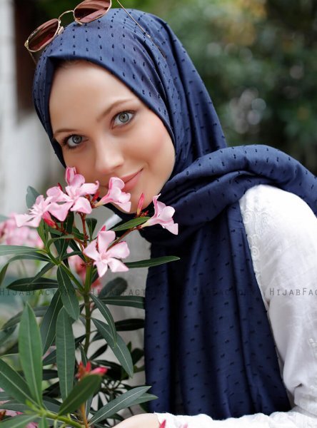 Malika - Marineblå Hijab - Sal Evi