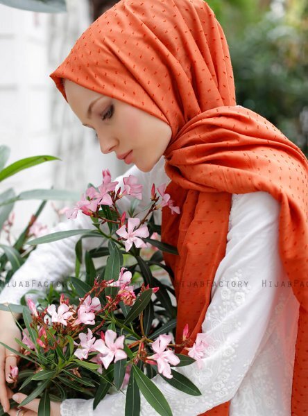 Malika - Oransje Hijab - Sal Evi